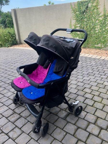 Joie Aire twin stroller (Pram)