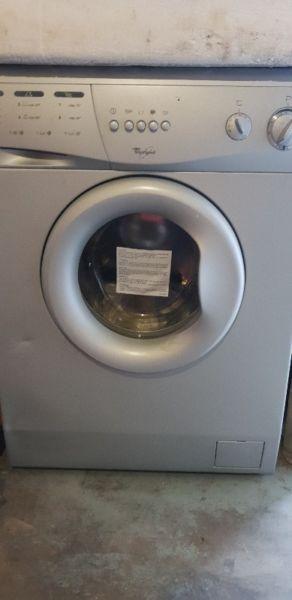 Whirlpool 6th sense sliver front loader washing machine