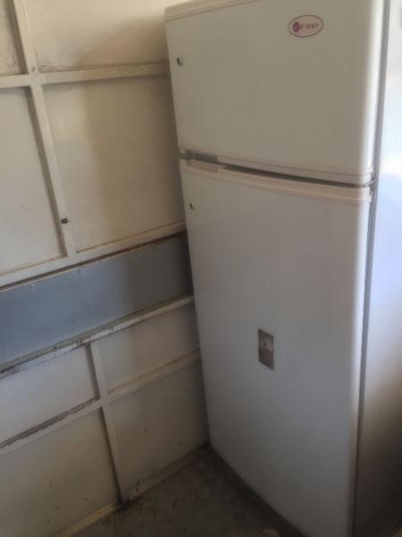 GAS FRIDGE AND FREEZER FOR SALE