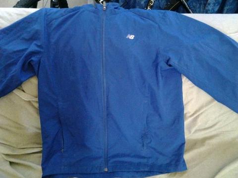 New balance jacket size L