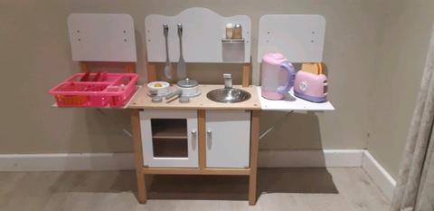 Toy kitchen and accessories