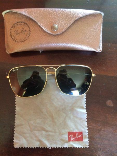 Rayban caravels