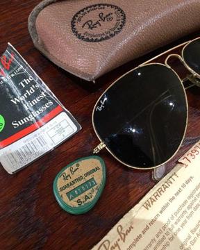 Ray Ban Aviators, “Classics” with original warrantee slip and pouch R980
