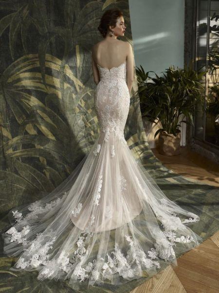 ENZOANI WEDDING GOWNS TO HIRE-WEDDINGS BY DESIGN -PH 0219767294/0823366606