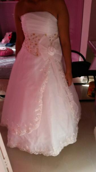 Beautiful designer wedding dresses for hire from only R800