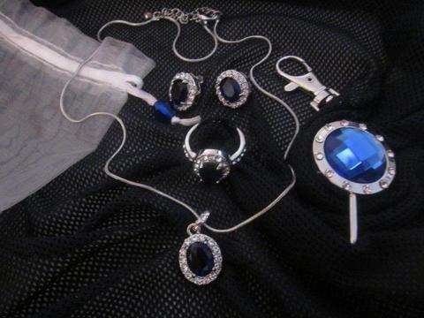 Royal Blue Necklace, earrings, ring (size Medium) and key holder in a white lace bag - never used