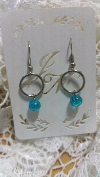 20 pairs of earrings, sold as a pack