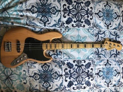 2016 Squire Jazz Bass (1970s replica)