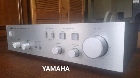 ✔ YAMAHA Stereo Integrated Amplifier A-450 (circa 1979)