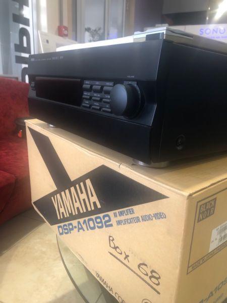 YAMAHA DSP-A1092 AV amplifier