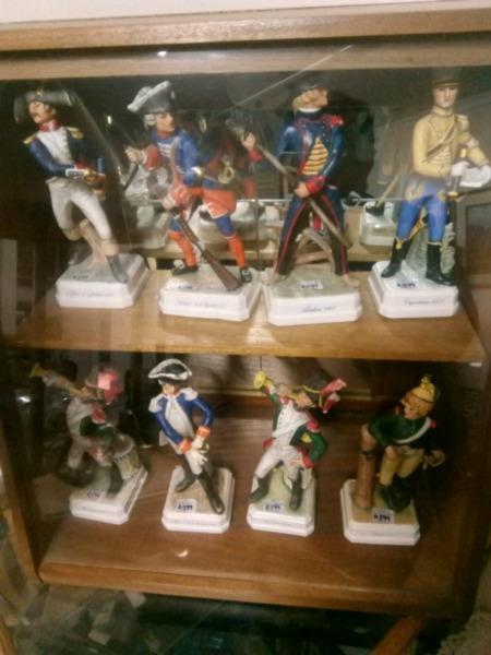 8 Goebel figurines in various French uniforms
