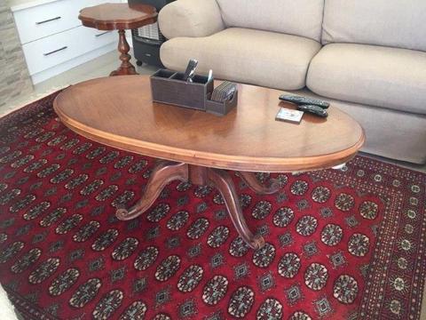 Beautiful Antique Coffee Table - Mint Condition!