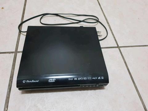 HD DVD player and 3 movies
