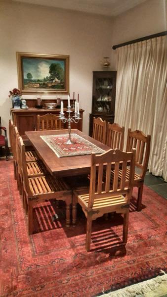 Dining Room Chairs / Furniture