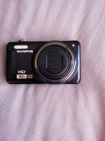 Olympus 14mp digital camera