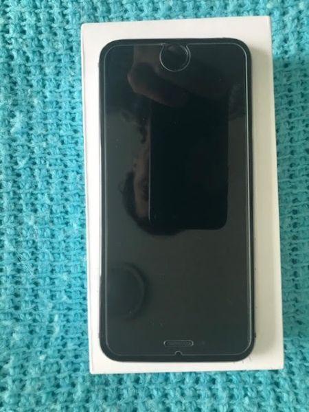 iPhone 6 Space Grey 64GB with all accessories