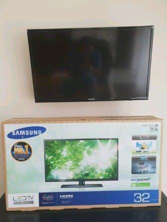 32 inch Samsung fhd led tv and hd dstv dish. R2200 all