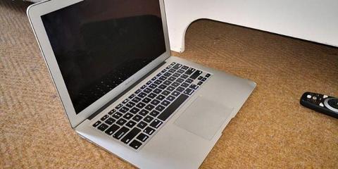 13inch Apple MacBook Air Intel Dual Core i5 with 256GB PCie SSD for sale