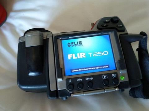 Flir T250 Thermal Imaging Camera