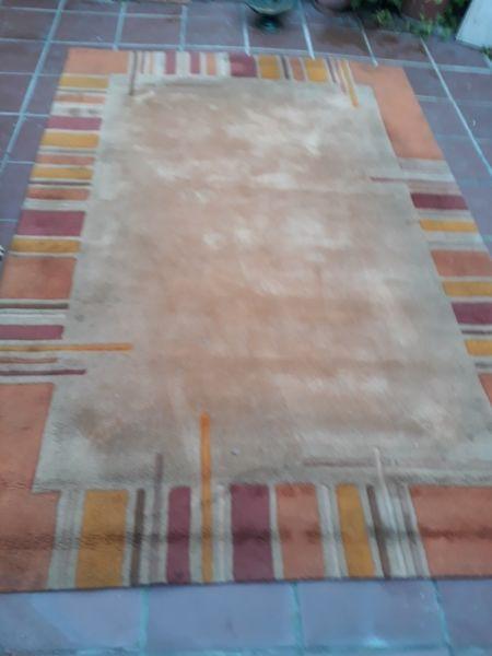 Carpet with thick pile in very pale orange 160cm x 230cm