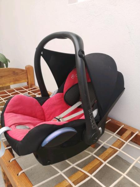 Maxi cosi car chair