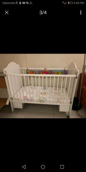 Wooden baby cot crib