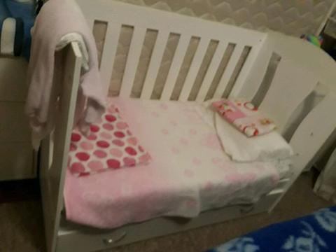 Baby cot, white, 3 adjustable levels - R2000