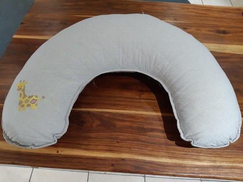 Breastfeeding pillow