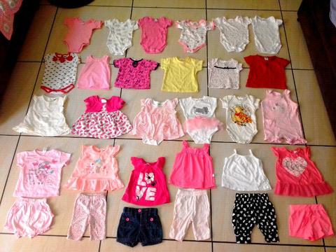 30 items of 3-6 months baby clothes