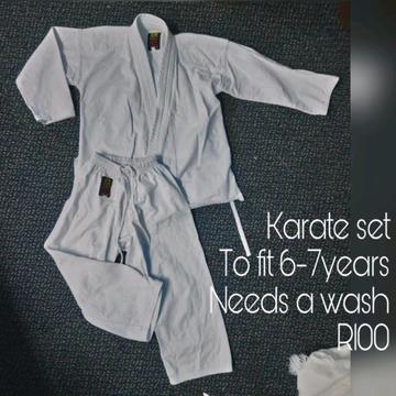 Karate clothing