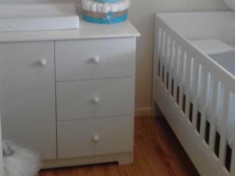 Baby furniture and more valued over R22,000 for sale