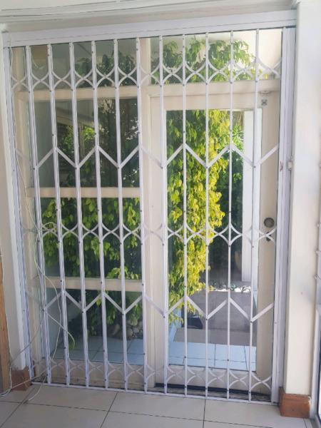 Maxidor sliding gate unit. And entire wooden frame