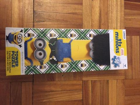 Minions puzzle tower