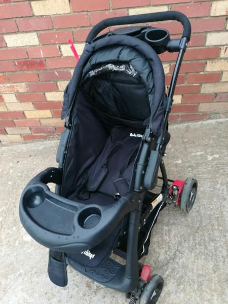 Baby pram/stroller