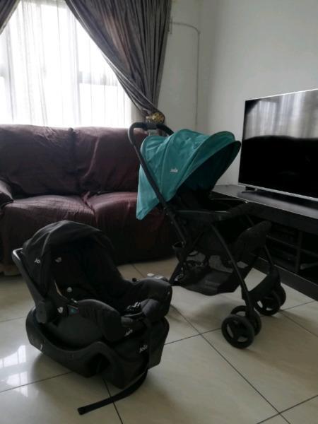 JOIE PRAM AND CAR SEAT WITH BASE