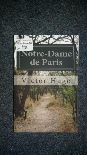 Notre -Dame Paris Book