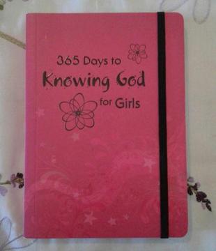 365 days to knowing God for girls book - brand new