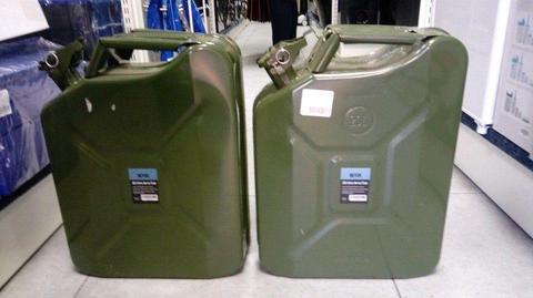 Steel jerrycan as new!
