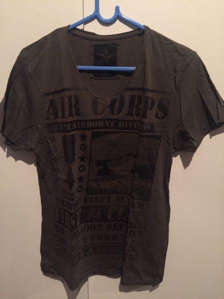 Men’s medium military T-shirt