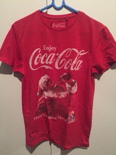 Coca Cola original men’s medium