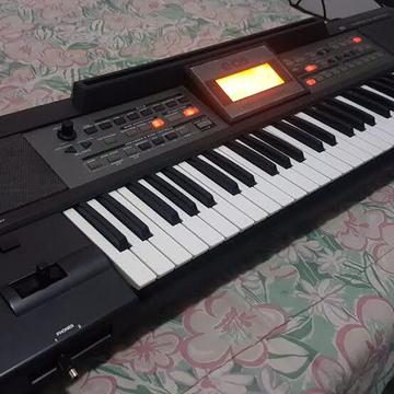 Roland E09 Keyboard
