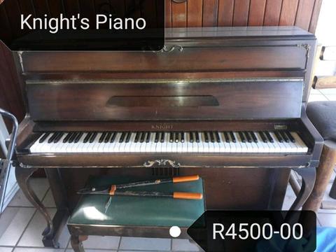 Piano Knights Piano