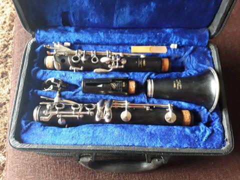 Yamaha clarinet 34 with the neck missing