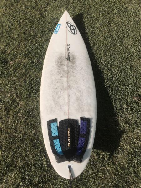 SURFBOARD DES SAWYER 5'4