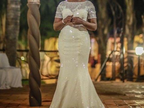 Pre-loved 2016 Oksana Mukha Aileen wedding dress for sale