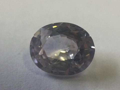 Natural Sapphire of 1.107carat - Oval mixed and light toned pink - With Gemlab certificate