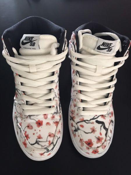 Nike Dunk High SB Pro - Cherry Blossom (Ladies)