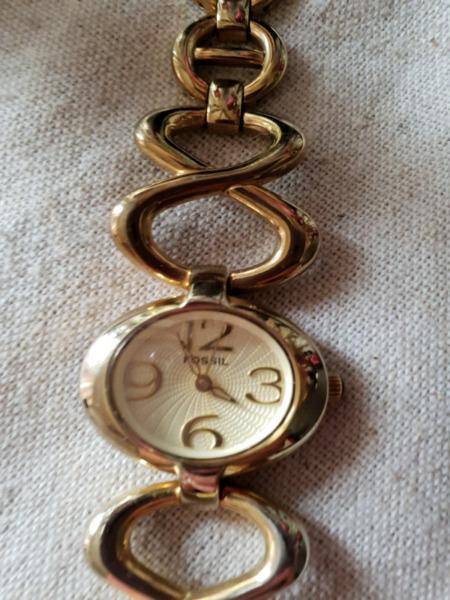 Fossil gold watch for woman