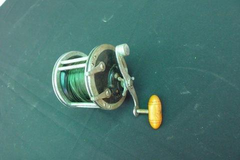 Penn 49 A, fishing reel with line