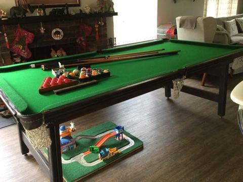 Snooker/Pool Table